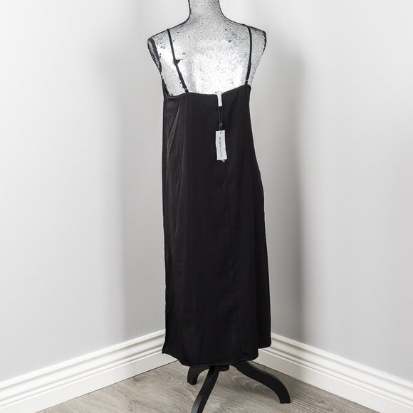 NWT 🌟Host Pick🌟🌟BCBGeneration slip dress with lace - S ( but generous sized) - Picture 3 of 5